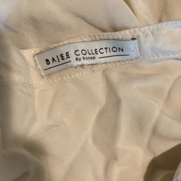 SOLD! Cream Tank Blouse - Picture 4 of 4